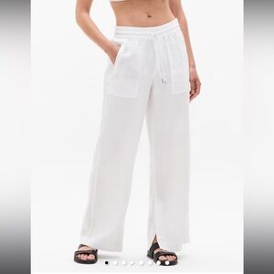 Athleta Retreat Wide Leg Linen Pant // Calla Lily Medium Petite